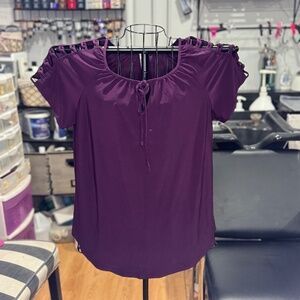 Short Sleeve Cold-Shoulder Shirt